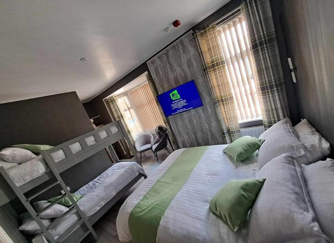 Dalesman Hotel Дарлингтон Экстерьер фото